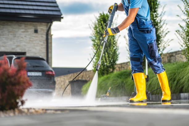 Why Choose Our Certified Pressure Washing Experts for Your Project Needs in Kalaeloa, HI?